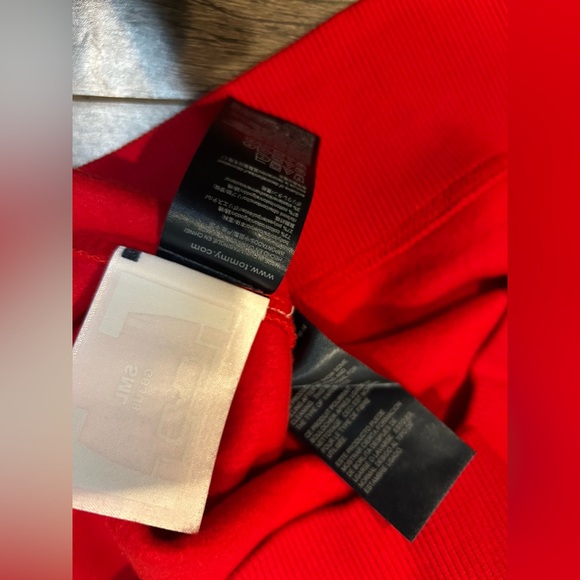 Tommy Hilfiger Men Sweater - Picture 5 of 9